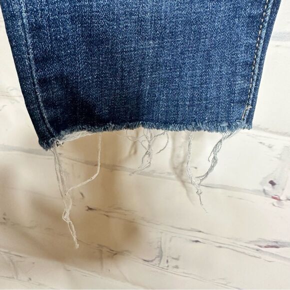 Levi’s size 29 311 Shaping Skinny Jeans - Picture 5 of 9